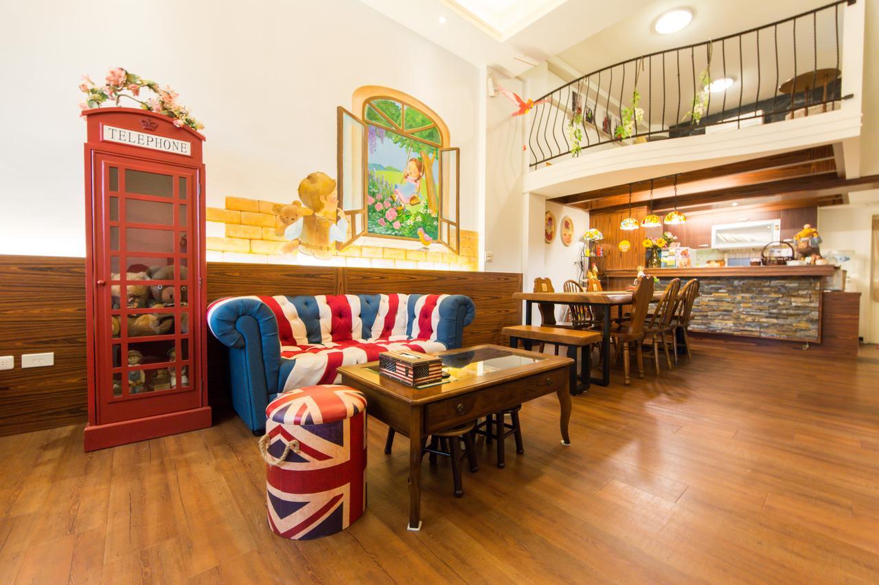 British Country Inn B&B Luodong Buitenkant foto